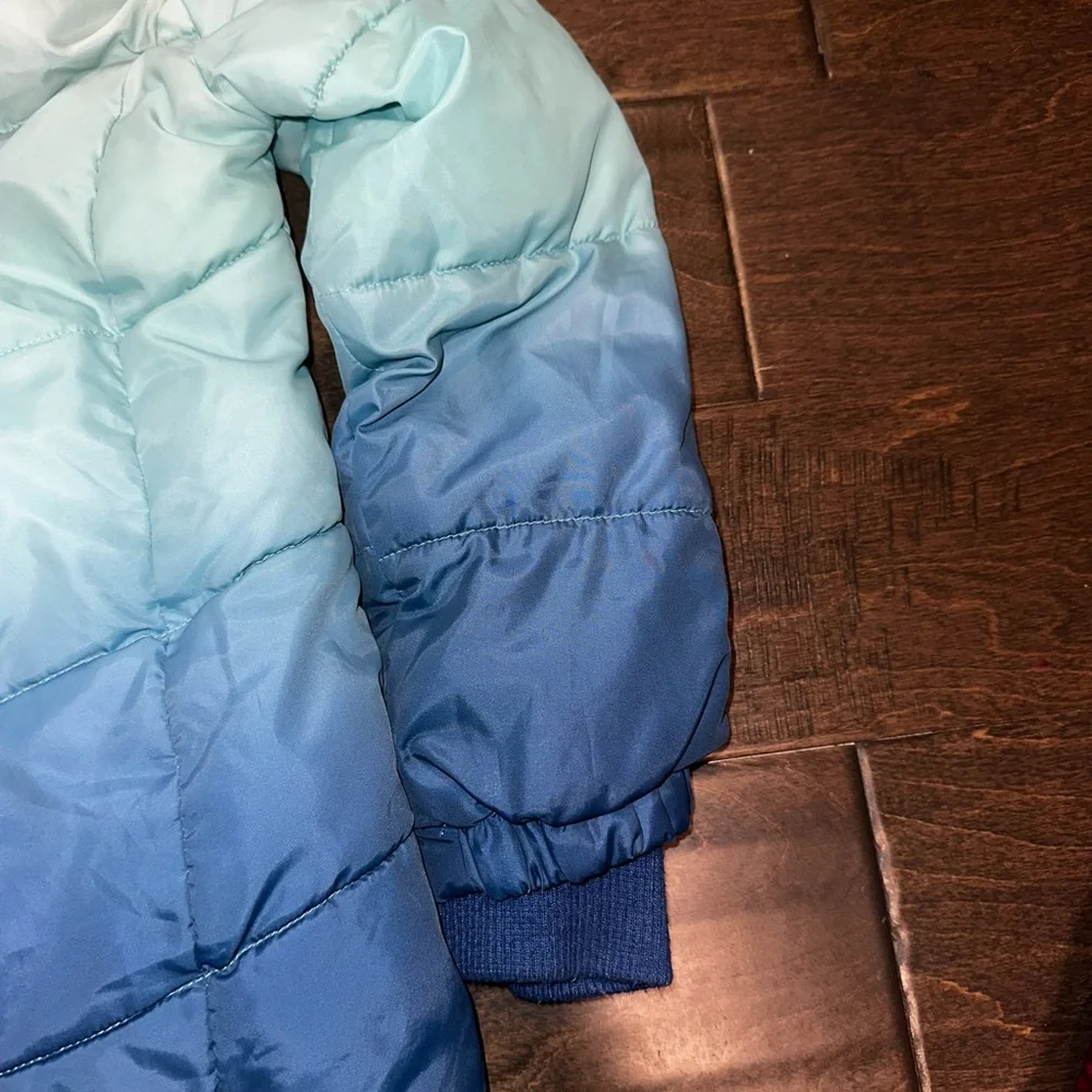 Justice Aqua Mist Gradient Ombré Blue Puffer Jacket Coat Girls Size 6/7